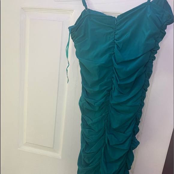 Charlotte Ruse Dress! - Picture 2 of 2